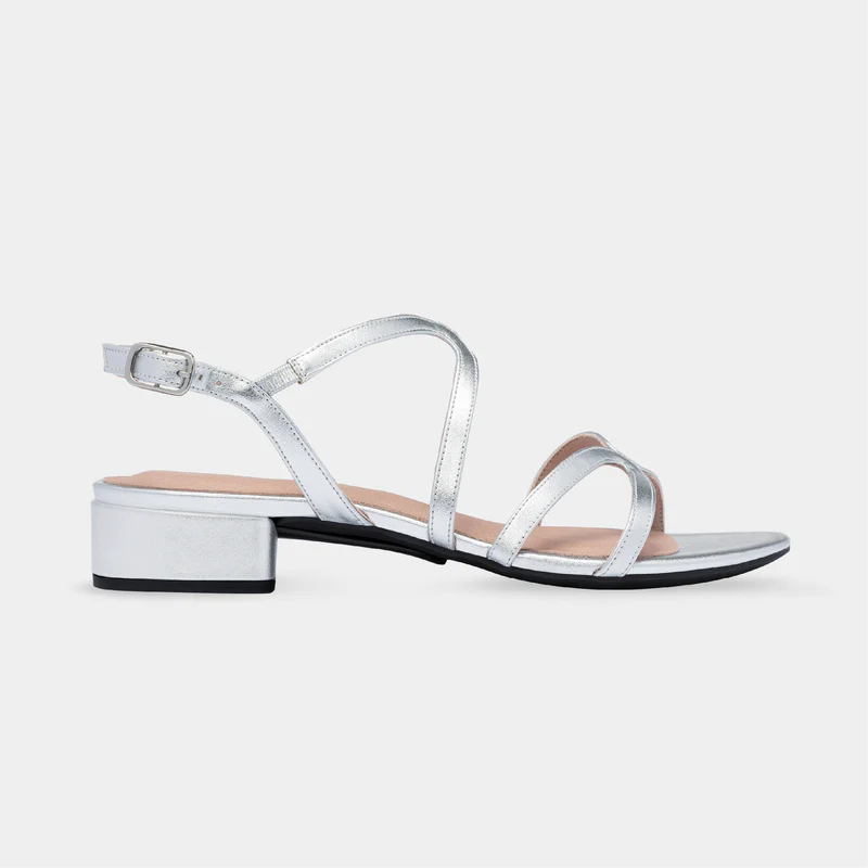 Brautschuhe Queen Bee in silber