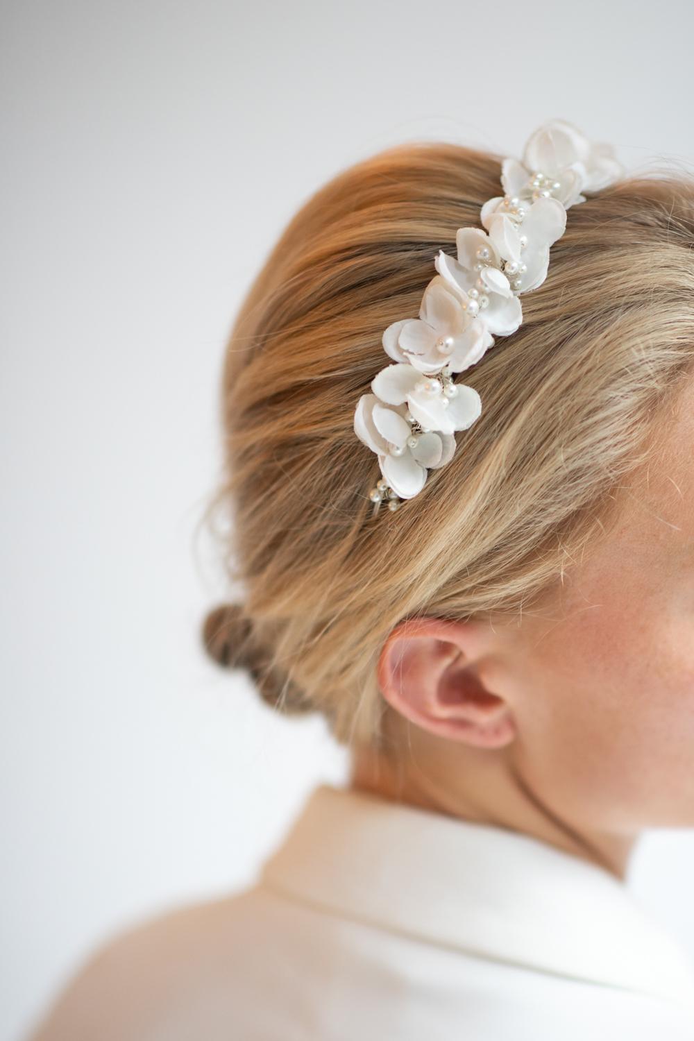 Paige Blumen Tiara