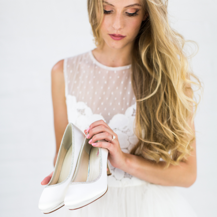 Brautschuhe Yanna in satin silber